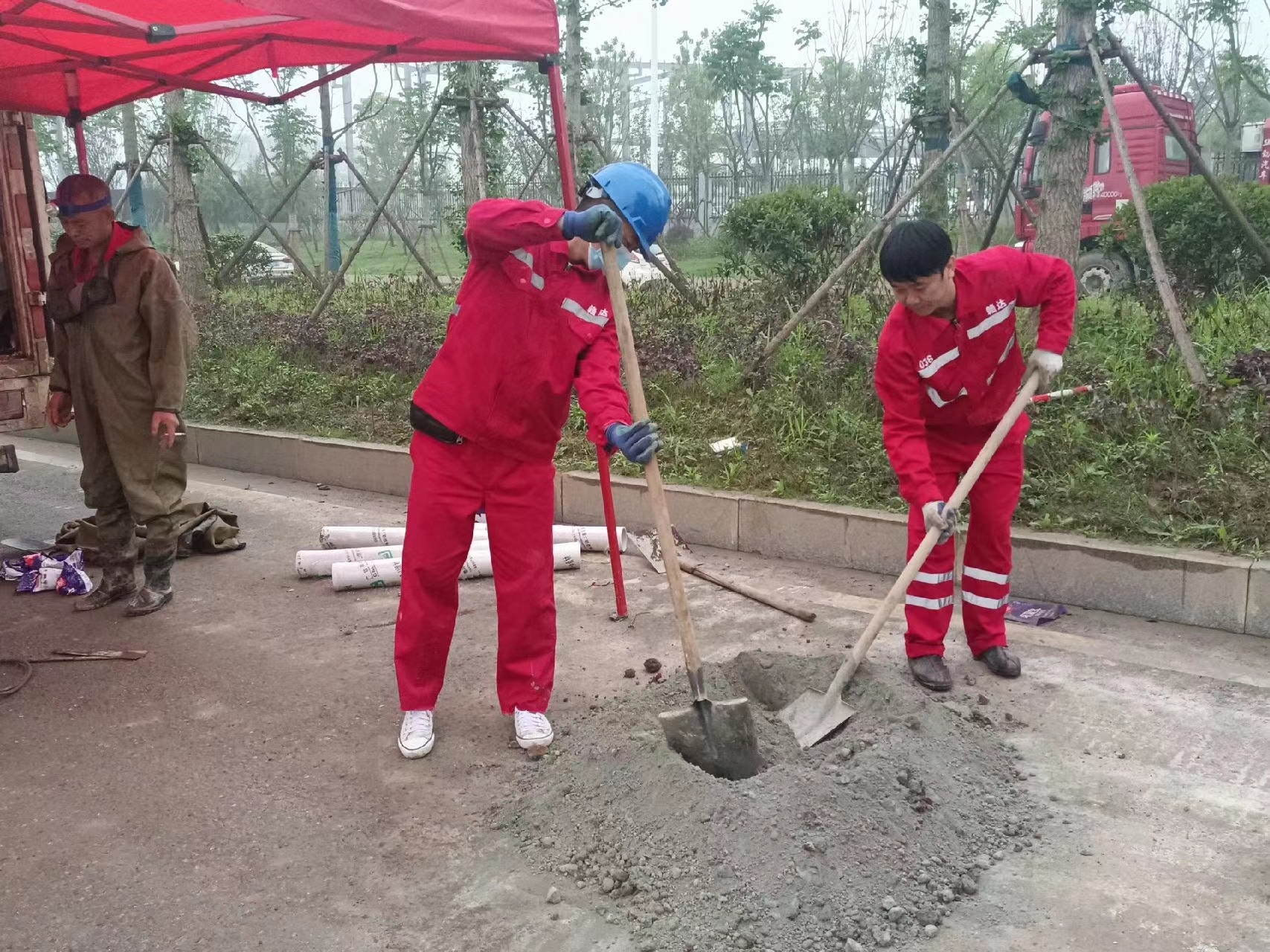 徐汇管道疏通哪家好】及时进行市政管道清淤